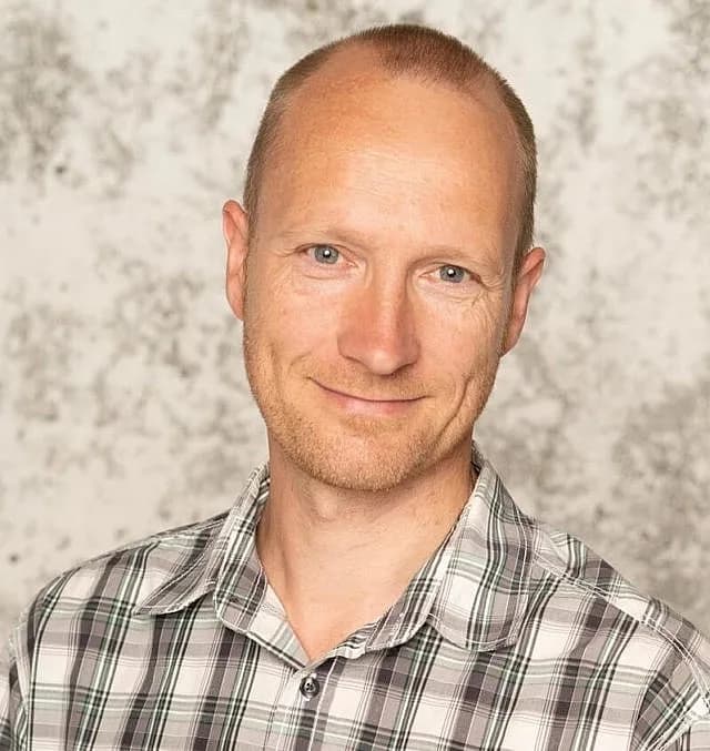 Michael Rzeznicki, Elektrotechnik