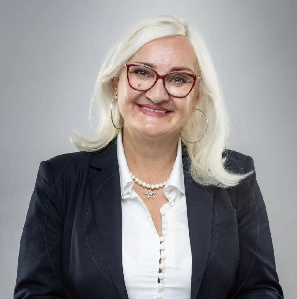 Ednana Hofmann-Winkels, Aus- und Weiterbildung Metall- und Elektroindustrie, Elektrosicherheit