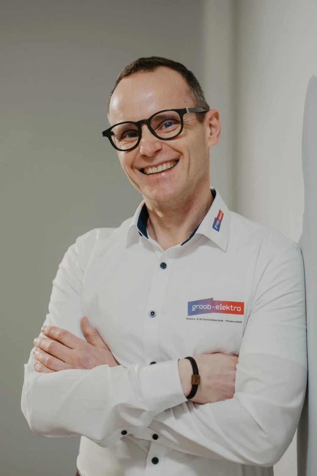 Stefan Hennes, Elektro- & Sicherheitstechnik, Photovoltaik, E-Mobilität