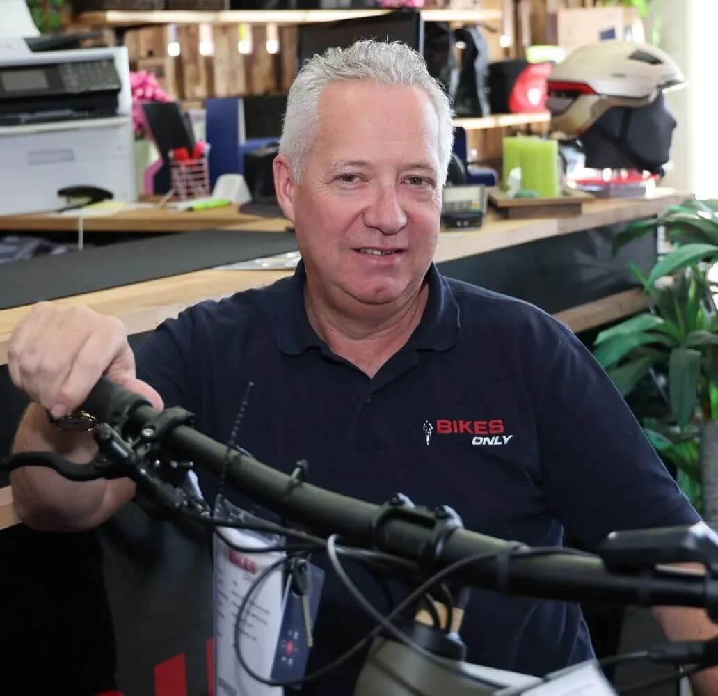 André Amhausend, Fahrradhandel