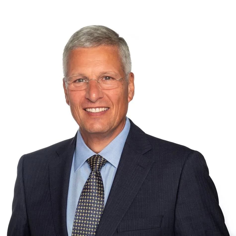 Michael Trecker, Versicherungen