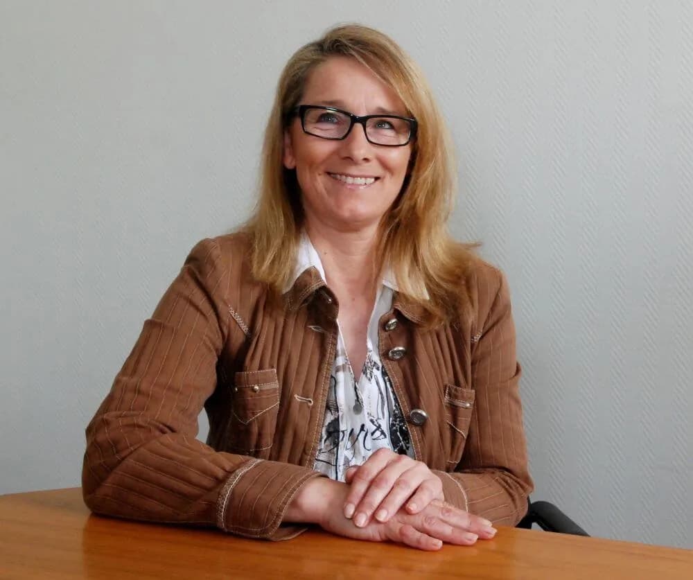 Nicole Hummen, JOHANN LÜTTGEN GmbH & Co KG